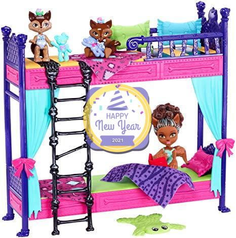 Monster High Monster Family Wolf Bunk Bed Playset with Dolls